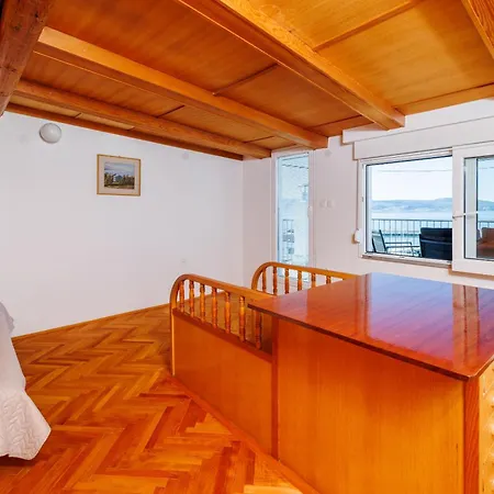 House Sea La Vie